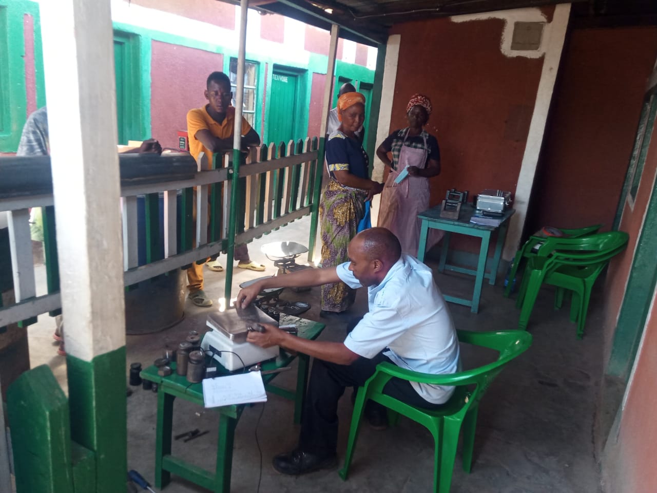 Weights And Measures Unit  Conducting Verification Of Traders Weighing Equipment