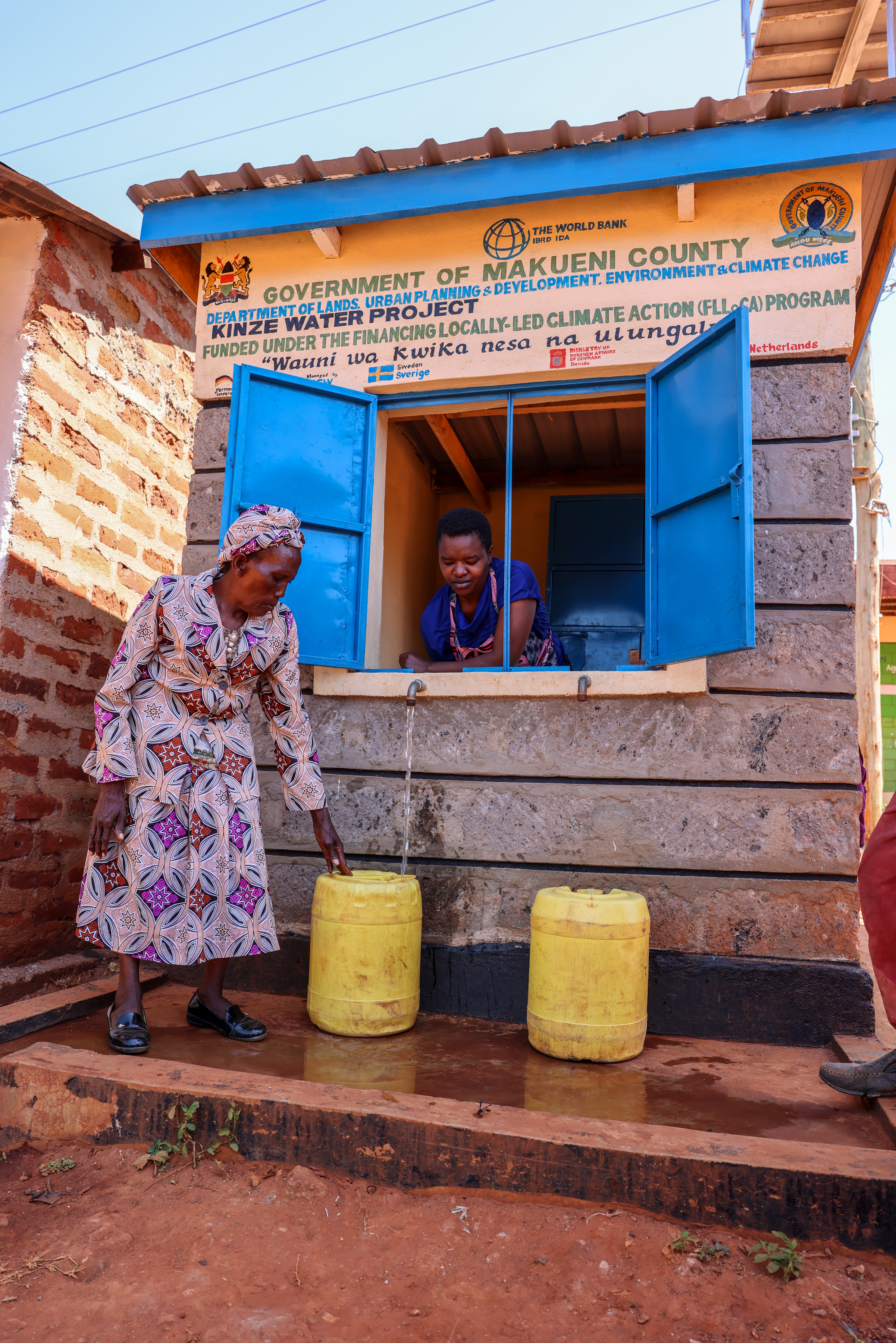 Kinze Water Project, Kiosk At Number Nyaanya 8.