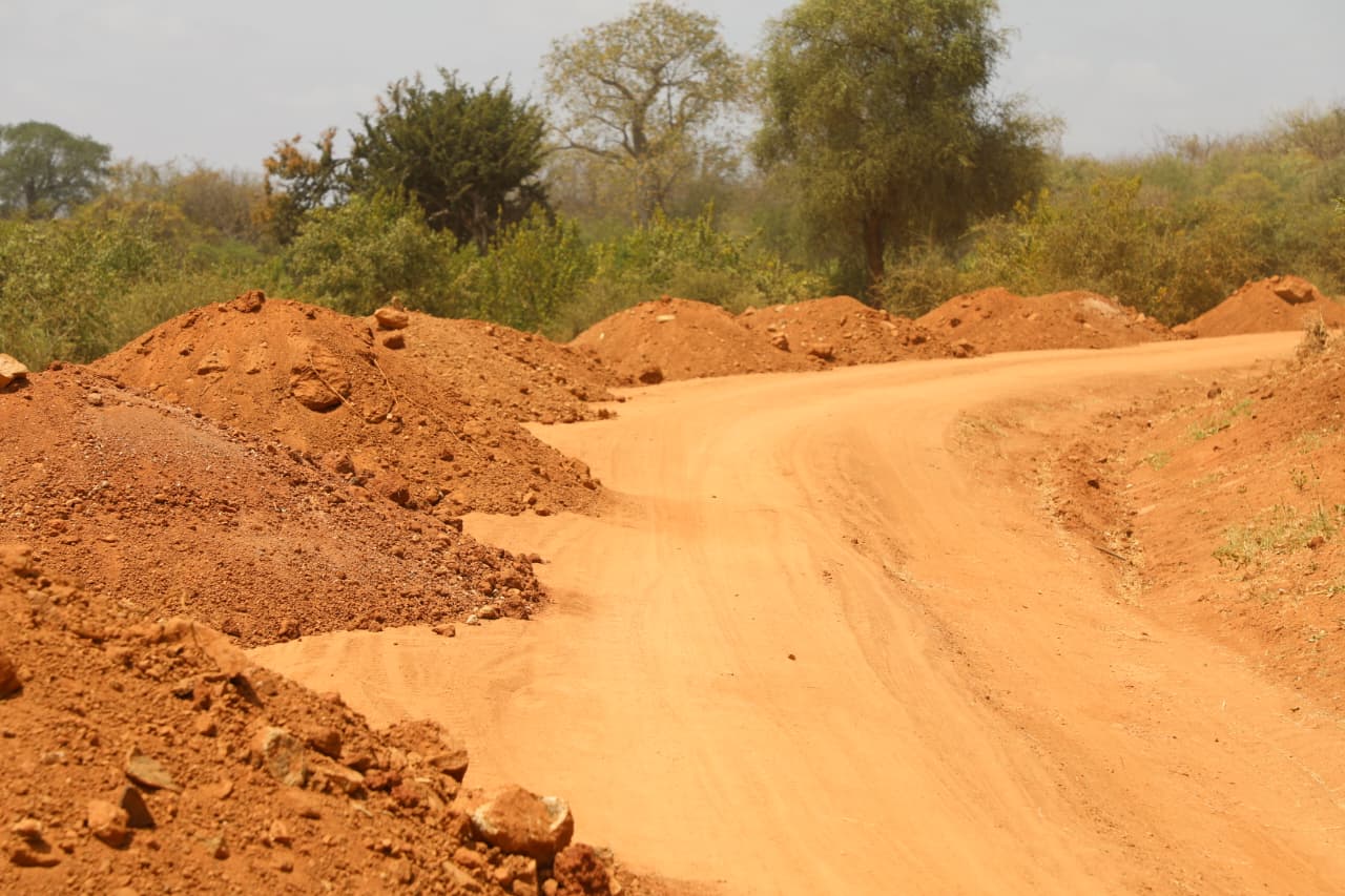 Gravelling Along Kiangini-kiteei-kwa  Kinona Rd